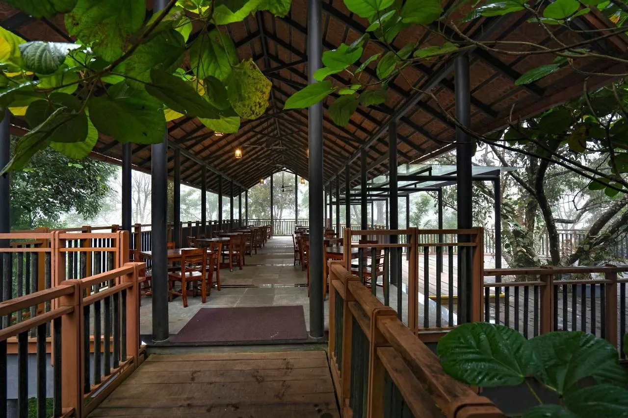 Vythiri Mist Resort 0*,